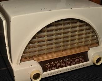 Vintage Philco Transitone Radio