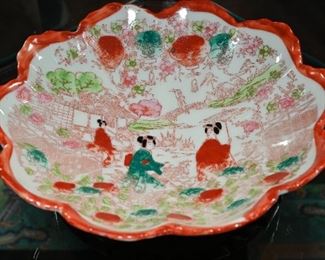 Scalloped vintage Nippon geishaware bowl