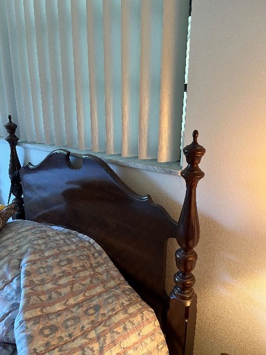 Thomasville Twin headboard set 