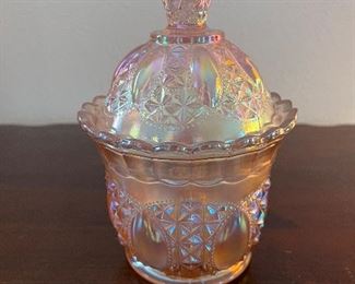 Many nice pieces of vintage glassware