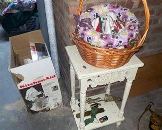 White wash wood and table