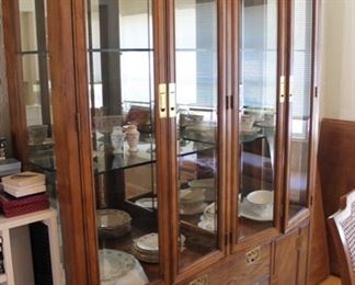 Henredon china cabinet