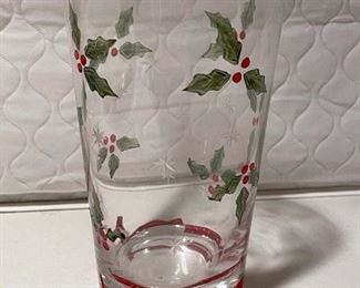 set 12 Christmas glasses