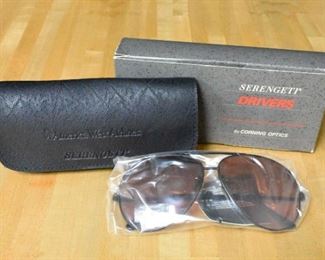 Vintage Serengeti Drivers 5222G Sunglasses NEW