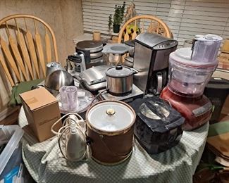 Small appliances, some unused