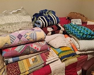 Vintage Quilts, Granny Crochet afghans