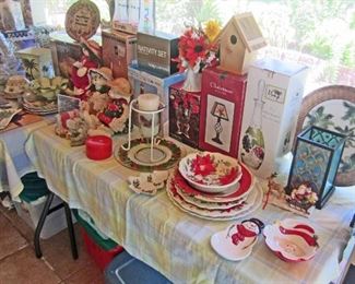 Boxed decorative items, serving and Christmas items