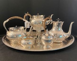 Reed and Barton Silver Plate Tea/Coffee Service.         Set of 6