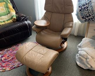Lounge Chair with Ottoman