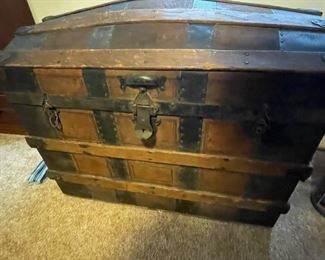 Vintage Style Chest