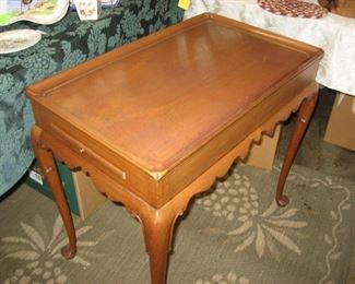 Kittinger Williamsburg tea table