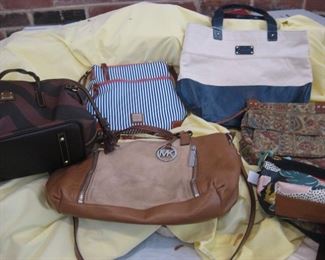 Lots of handbags incl  Dooney and Burke, Michael Kors, Kate Spade, Fossil and many more!!