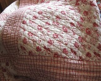 Eddie Bauer Large bedspread  New
