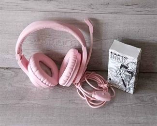 Skull Candy Microphone Remote Headphones, Pink Gamer Headphones