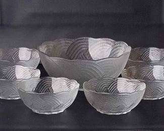 Vintage Indonesia FNG Scalloped Rim Salad Serving Bowl With Salad Bowls