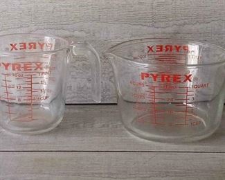 Vintage Pyrex Measuring Cups