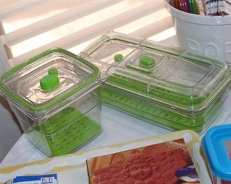 Brand new kitchen containers