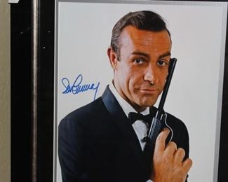 Sean Connery signed and authenticated photo - custom frame, authenticator hologram present