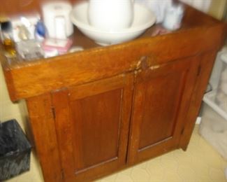 early small size dry sink