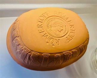 Romertopf large scale clay baker