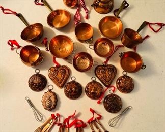 Vintage Williams Sonoma copper kitchen ornaments