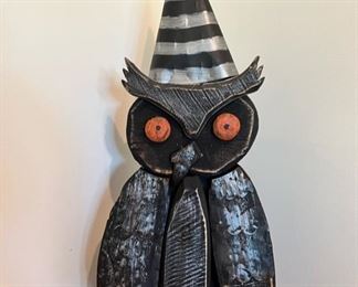 Large wood Halloween Owl