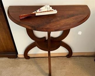 Small scale half table