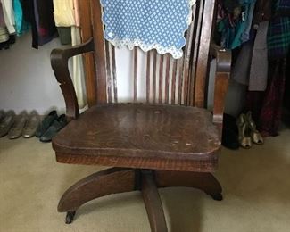 Nice Oak Chair