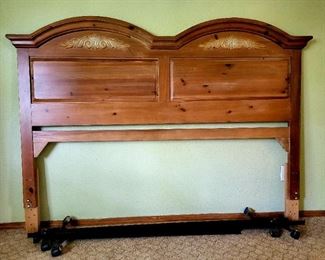 Pine Queen headboard with Hollywood Frame