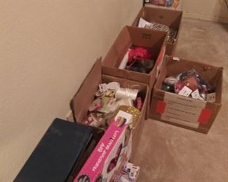 CRAFT PICK BOXES ! MORE TO PUT OUT !