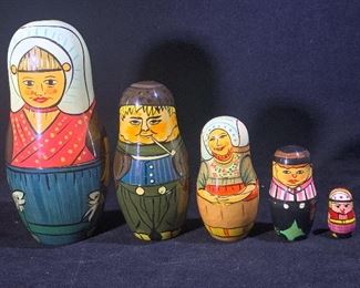 Russian nesting dolls 