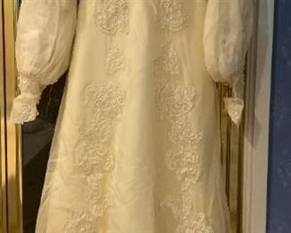 vintage 1970's wedding gown