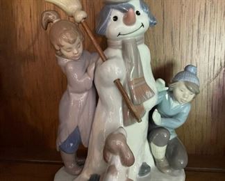Lladro Figurine The Snowman, Boy, Dog & Girl Figurine #5713
