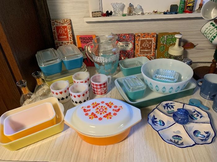 Kitchen 
Friendship Pyrex, Atomic Eyes Pyrex, Pyrex refrigerator dishes