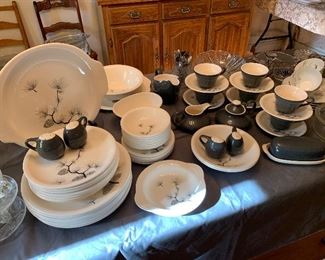 Dining Room 
Harkerware Pine Cone set
