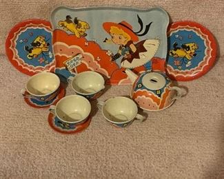 Case Table 
Childs tin tea set