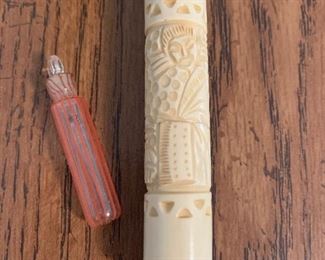 Case Table 
Carved perfume case