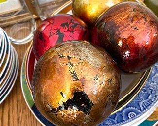 Decorative glass balls