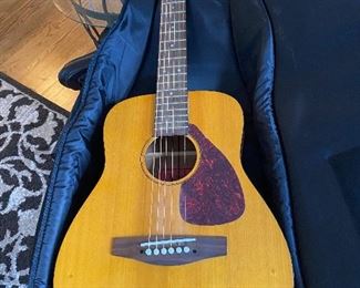 Yamaha FG youth guitar (3/4 sz.)