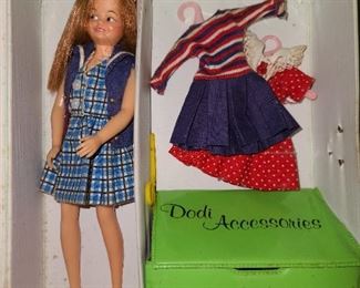 Vintage Jodi By Ideal Doll With Case & Clothing