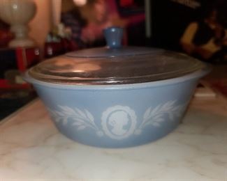 Vintage Glassbake Cameo Glass Handled Dish W/ Lid