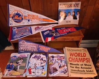 Vintage Sports Collectibles (Pennants, Yearbooks, Newspapers, Etc.)