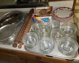 Assorted Glassware & Bakeware
