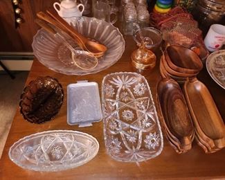 Assorted Glassware & Kitchenware