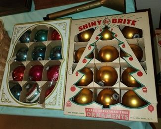 Vintage Glass Christmas Ornaments (Shiny Brite, Etc.)