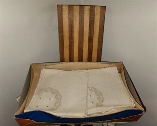 Linen & Wooden Cutting Board