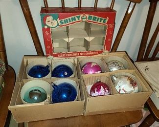 Vintage Glass Christmas Ornaments (Shiny Brite, Etc.)