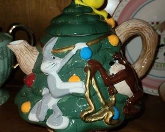 Warner Bros Christmas Tree Teapot