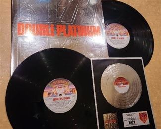KISS "DOUBLE PLATINUM" ALBUM W/ PLATINUM DOCUMENT IN STUNNING CONDITION