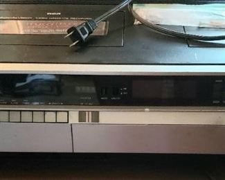RCA SelectaVision Video Cassette Recorder VFT650 $125